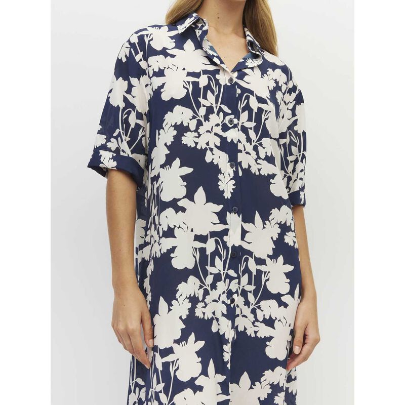 Juliette Hogan Isle Shirtdress image number 2