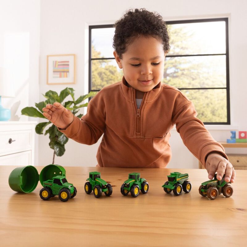John Deere Pullback - Assorted Blind Boxes image number 3