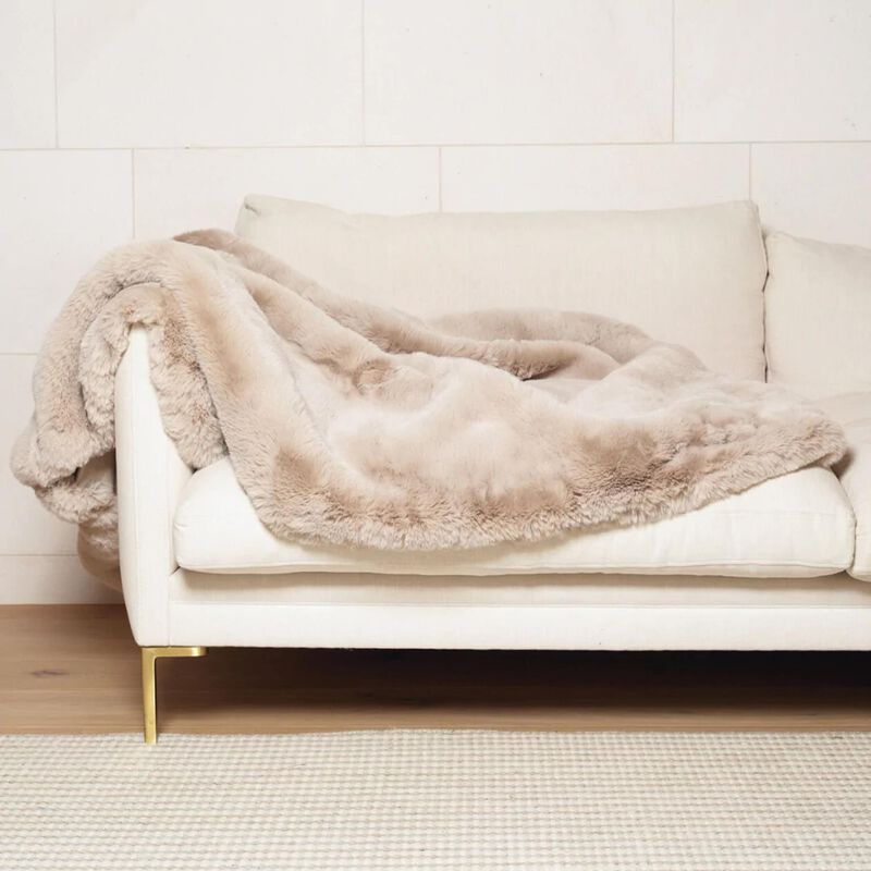 Home Lab Vegan Fur Throw - Big Bear 130 x 150cm image number 7