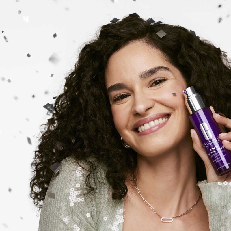 Clinique Wrinkle-Fighting Routine Christmas Gift Set image number 3