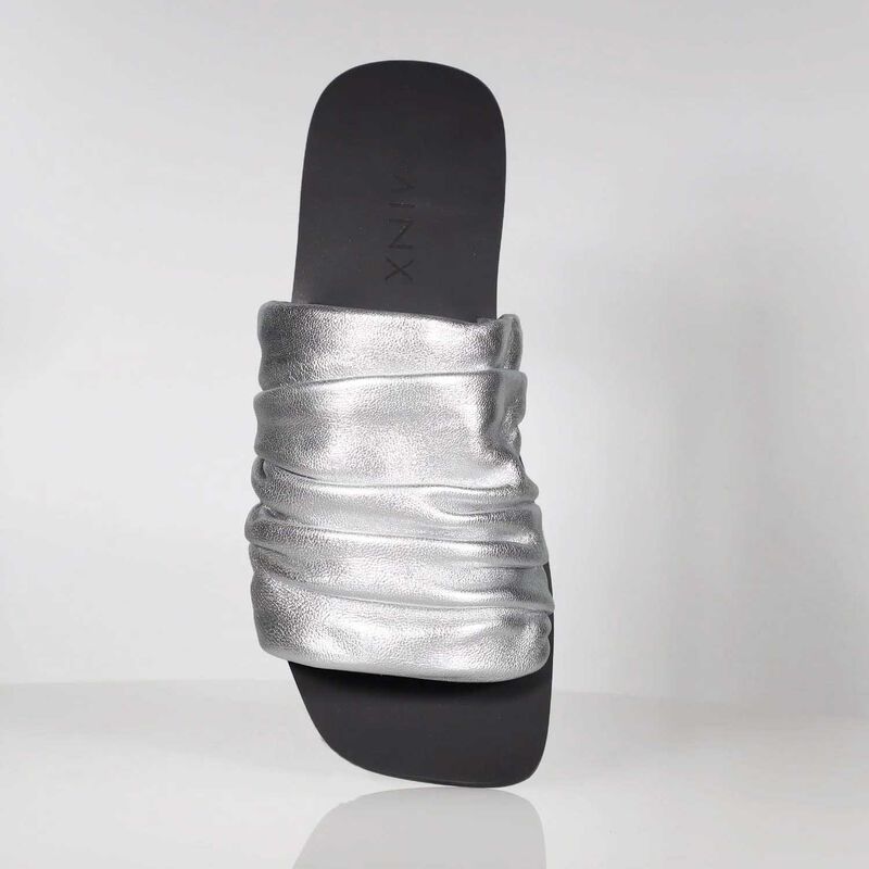 Minx Coast Slide image number 3