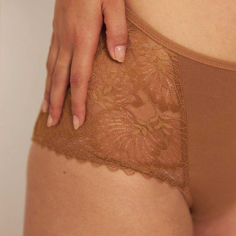 OHEN The Highrise Brief image number 22