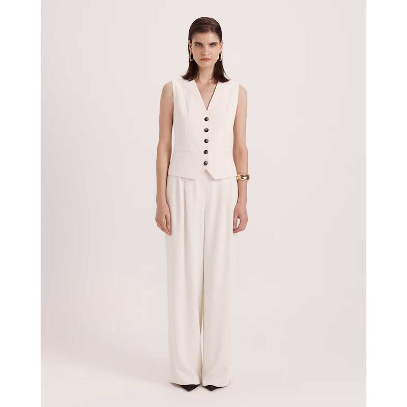 SABA Dharma Classic Vest image number 19