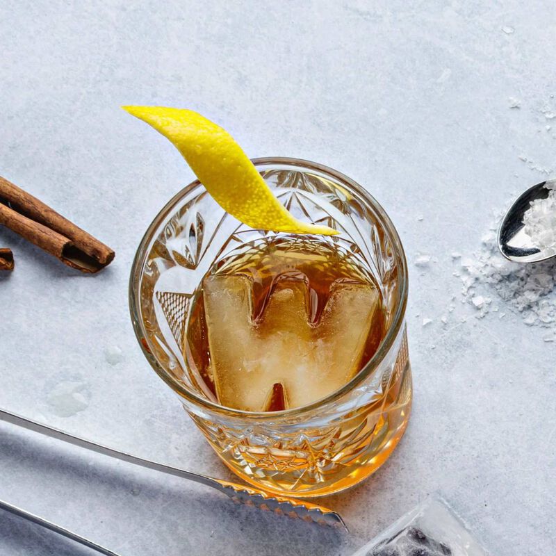 Drinks Plinks Ice Cube Tray - Letter W image number 1