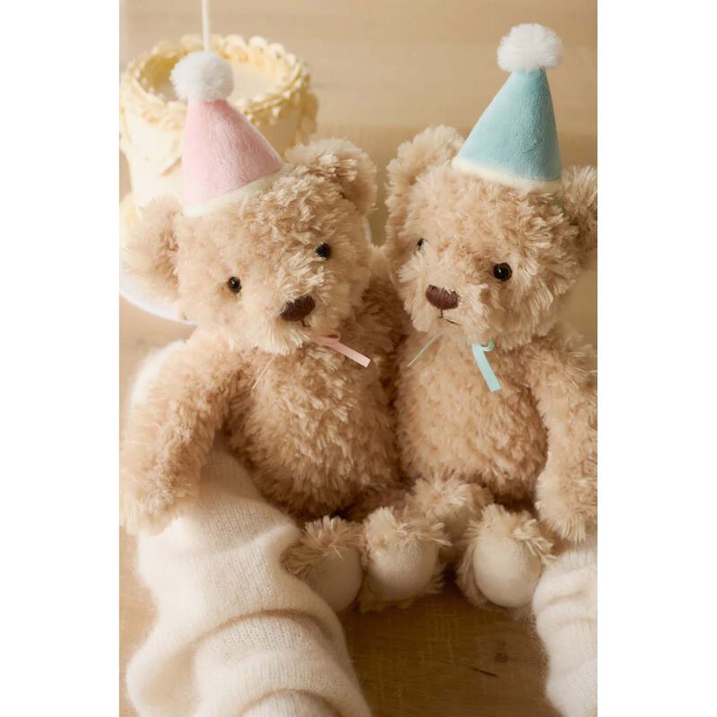 Snuggle Bunnies Birthday Arthur image number 5