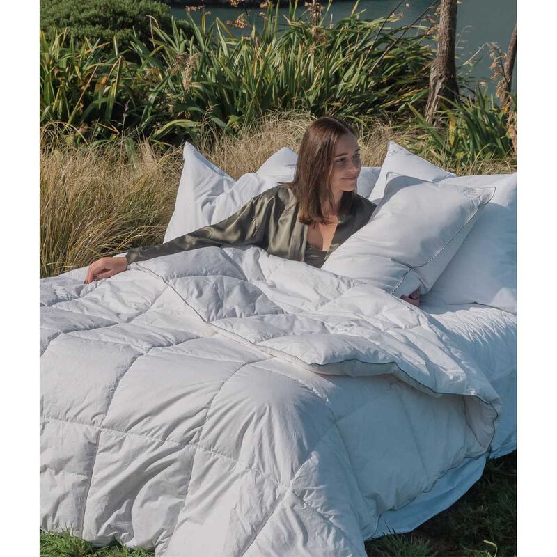 MM Linen Everyday Light Duvet image number 0