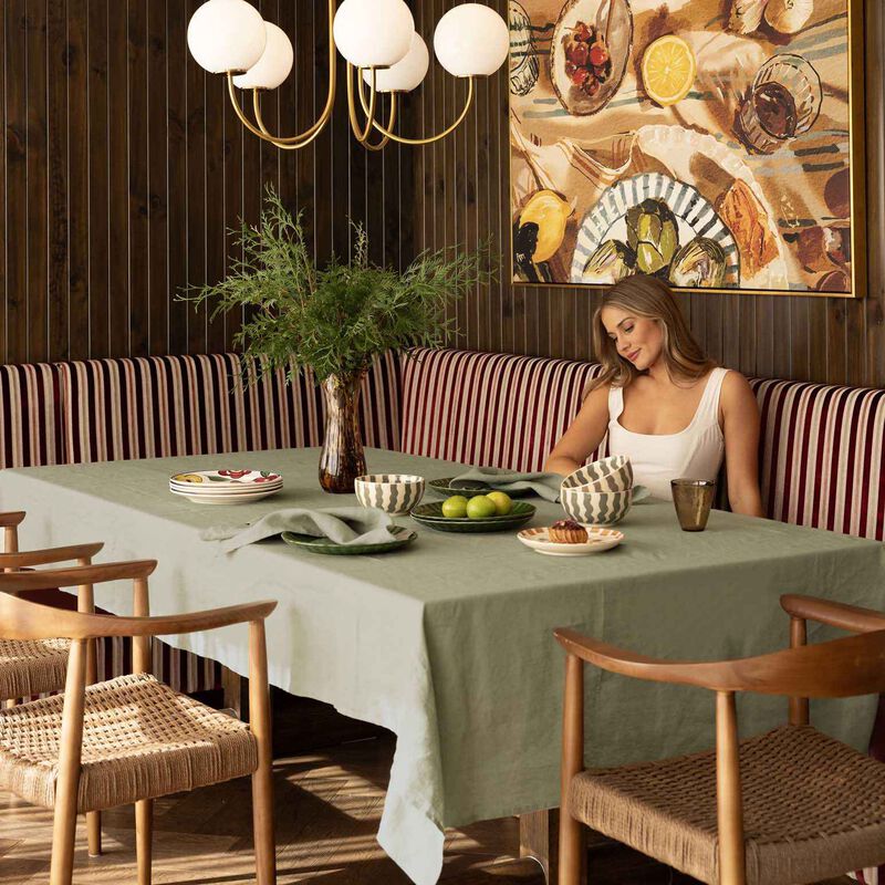 Bambury Linen Tablecloth 150x275cm Sage image number 1