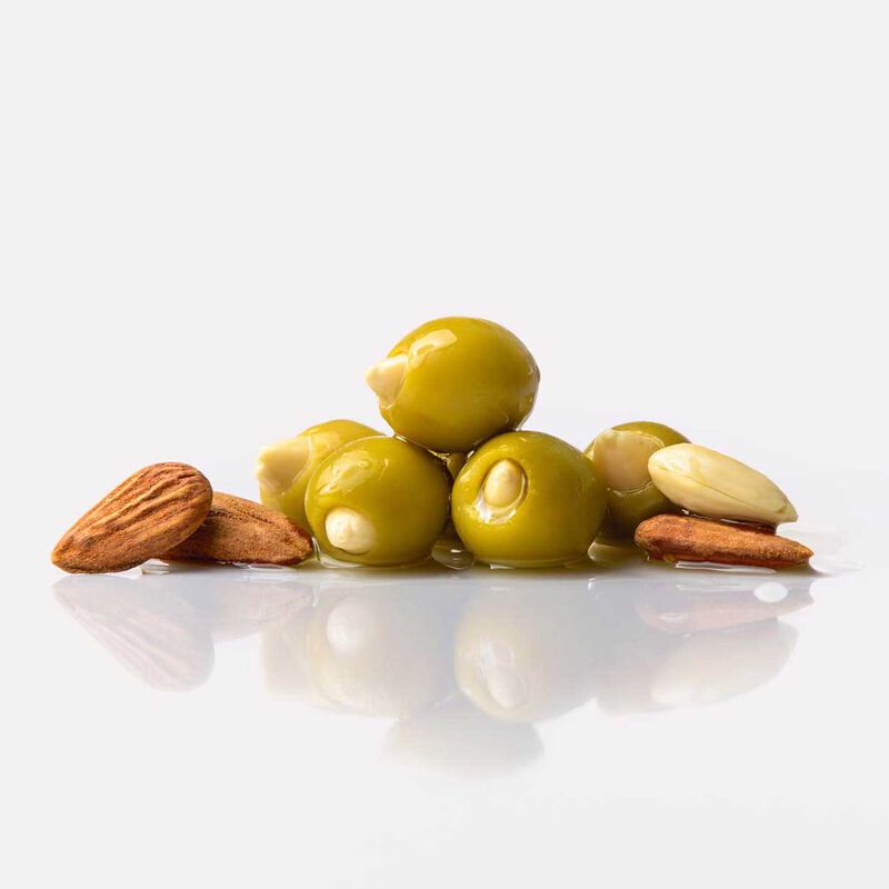 Triana Manzanilla Green Olives Stuffed with Almond 280g image number 1