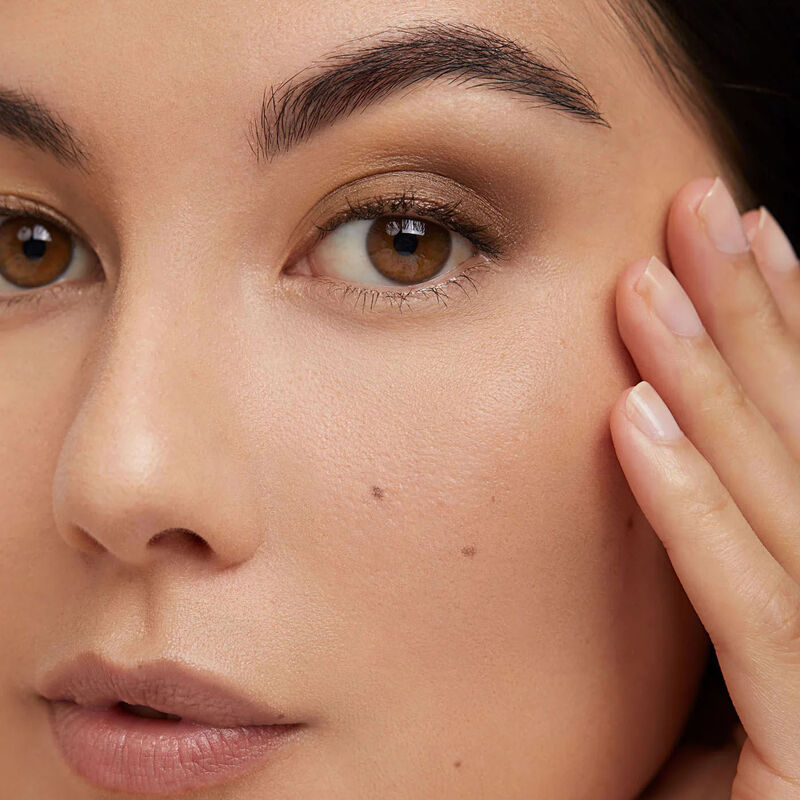 Aleph Beauty Hybrid Eye Pigment Glint image number 3