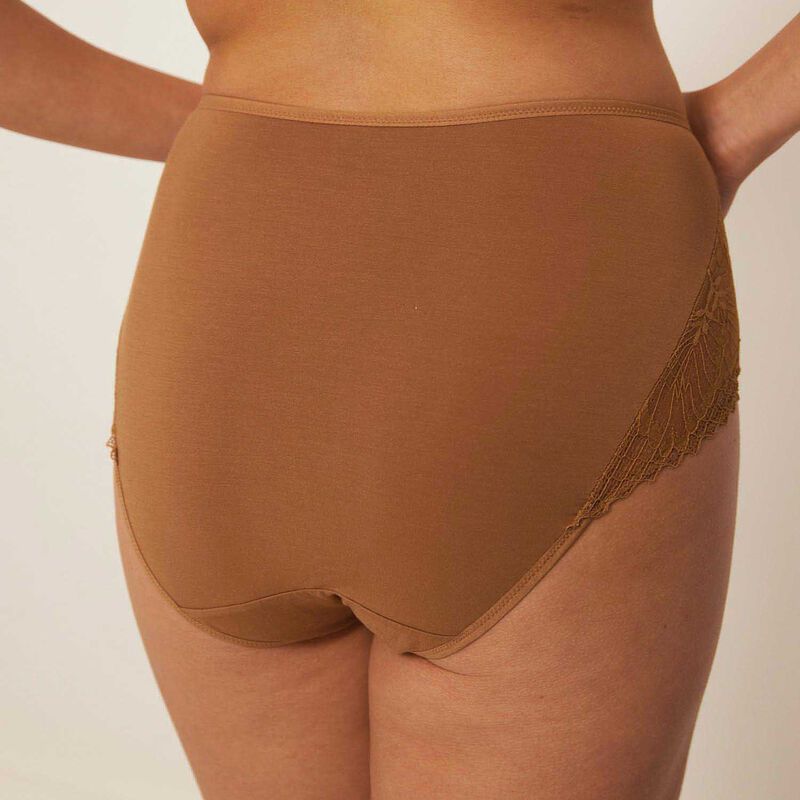 OHEN The Highrise Brief image number 13