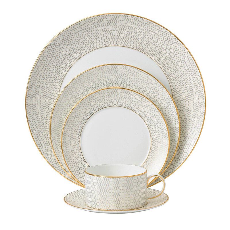 Wedgwood Gio Gold 5 Piece Place Setting image number 0