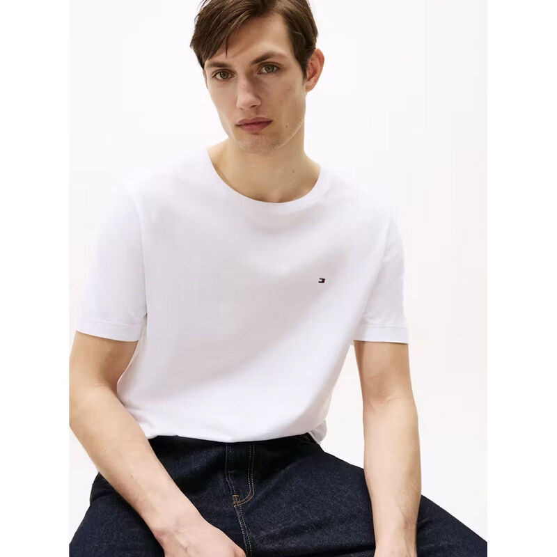 Tommy Hilfiger Essential Regular Fit Solid Tee image number 2