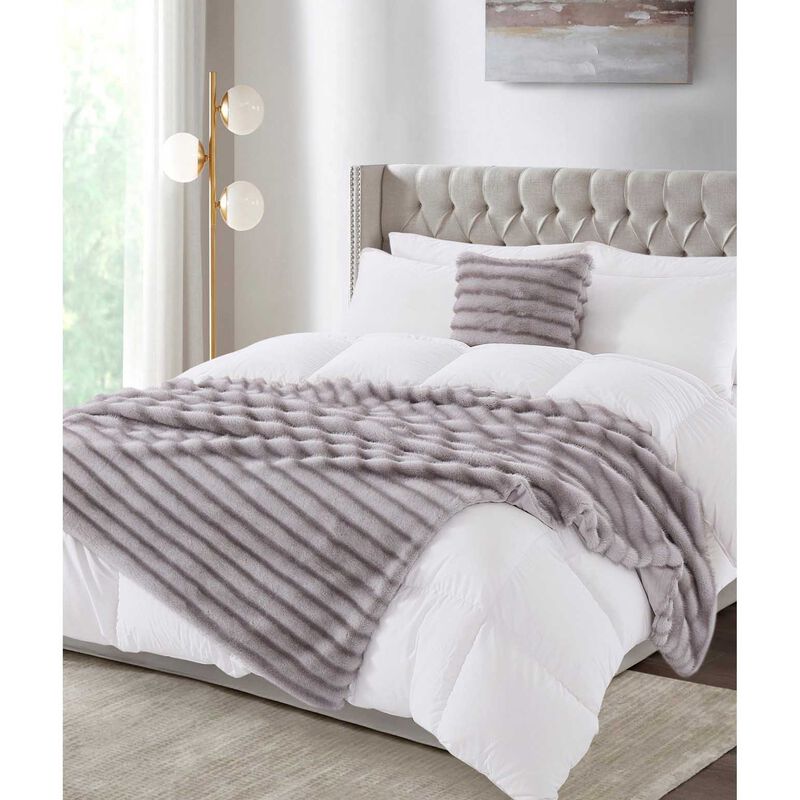 Top Drawer Silver Sable Cushion 650Gsm Carved Fur - 45x45cm With Inner image number 2