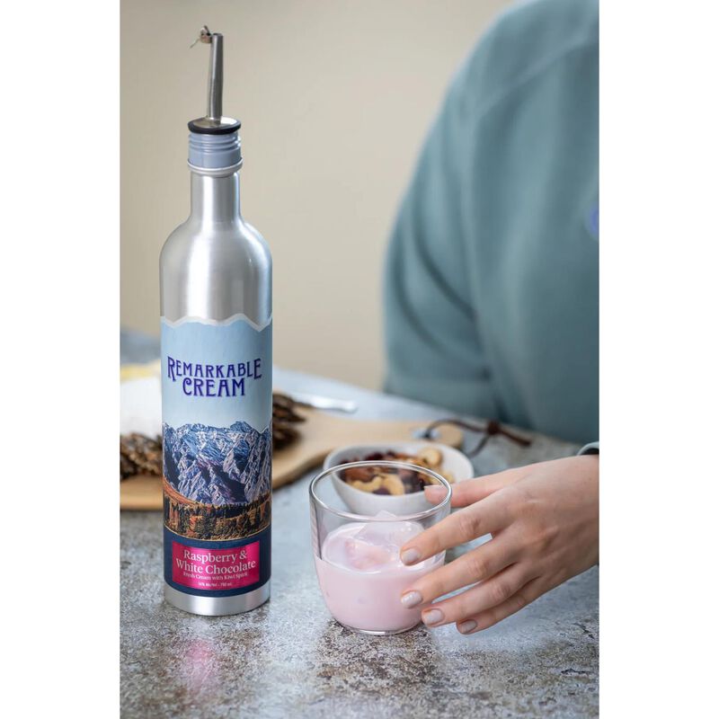 Remarkable Cream Liqueur Raspberry White Chocolate 14% 700ml image number 1