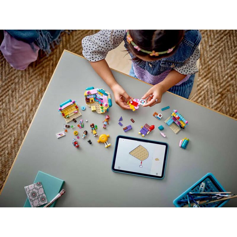 LEGO Friends Heartlake City Candy Store image number 3