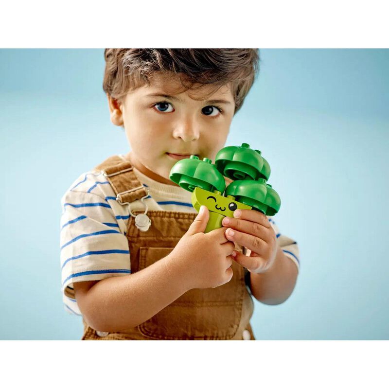 LEGO Duplo® Fruit and Vegetable Tractor image number 3