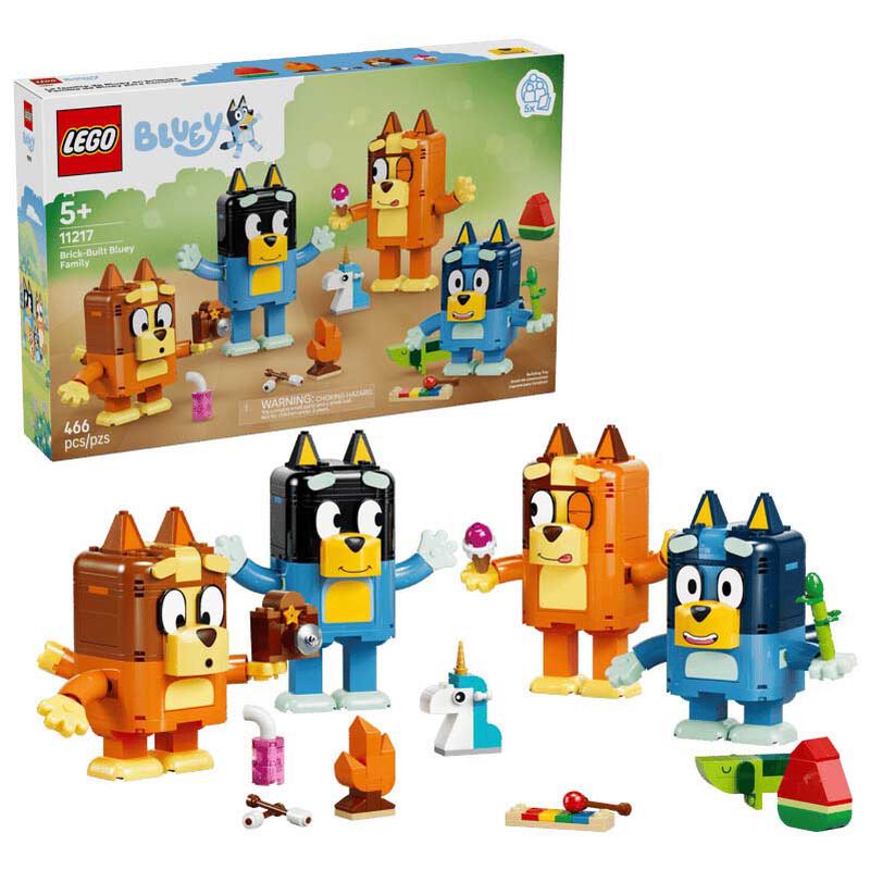 LEGO Bluey Brick-Built Bluey Family image number 0