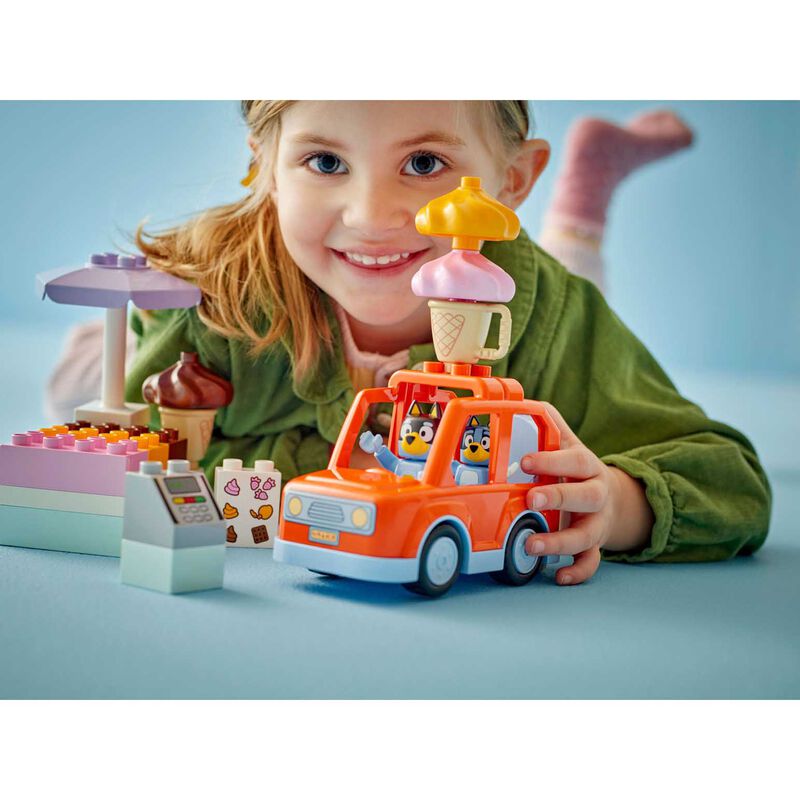 LEGO DUPLO Ice Cream Trip with Bluey image number 3