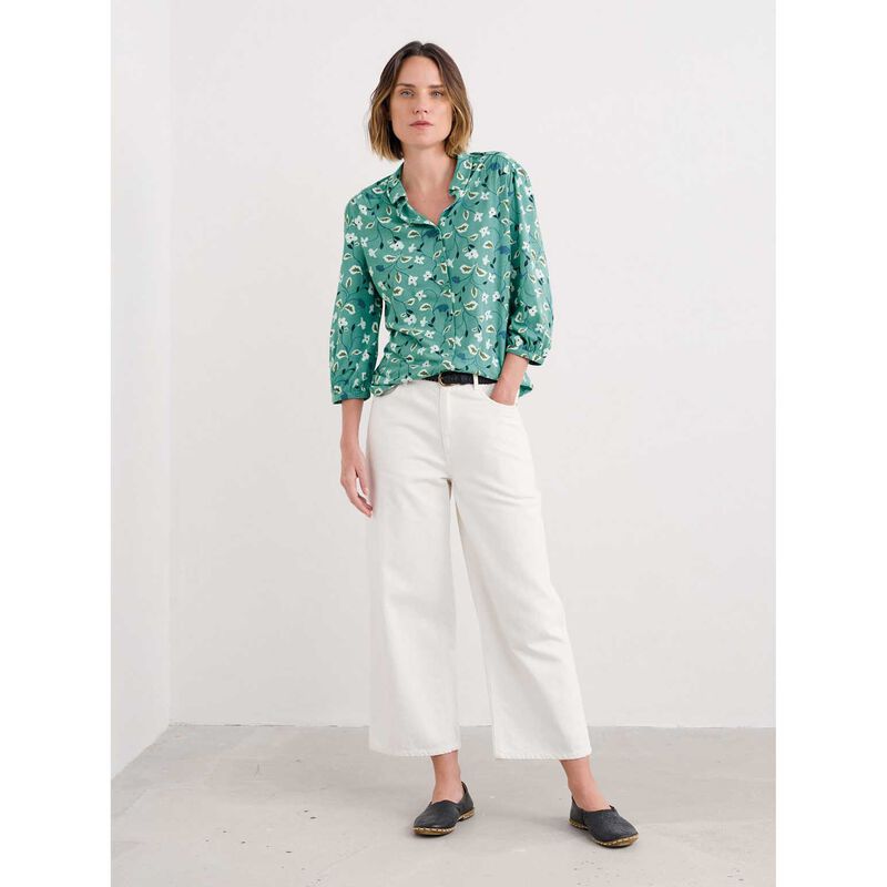 Seasalt Cornwall 3/4 Embrace Shirt Chalk Flower Sage Leaf image number 3