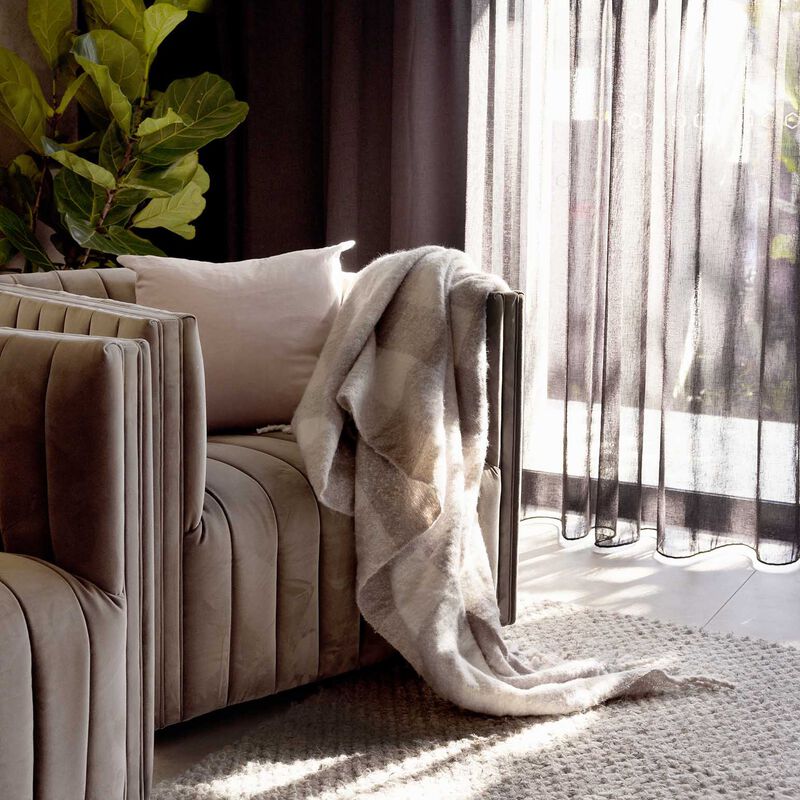 Bambury Cosmo Throw image number 1