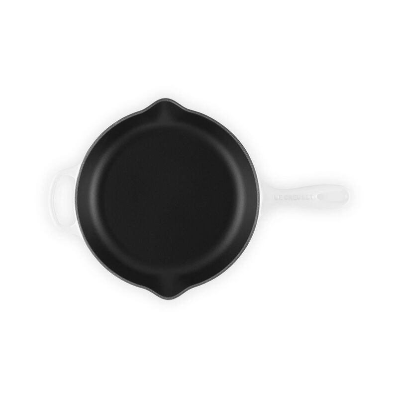 Le Creuset Signature Cast Iron Round Skillet 26cm image number 44