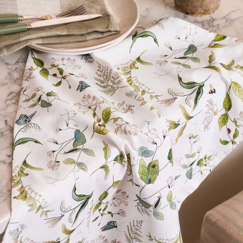 Sophie Allport Tablecloth Cotton Wild Floral image number 2