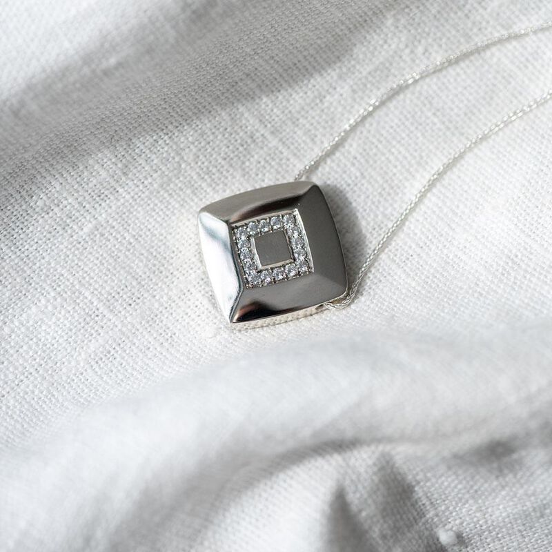 LOVE IN A JEWEL The Genesis Keepsake Pendant image number 1