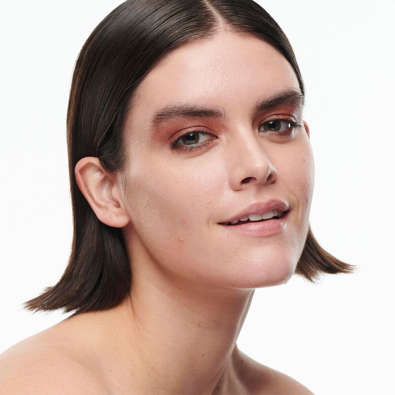 MAC Studio Radiance Serum Powered Foundation image number 177