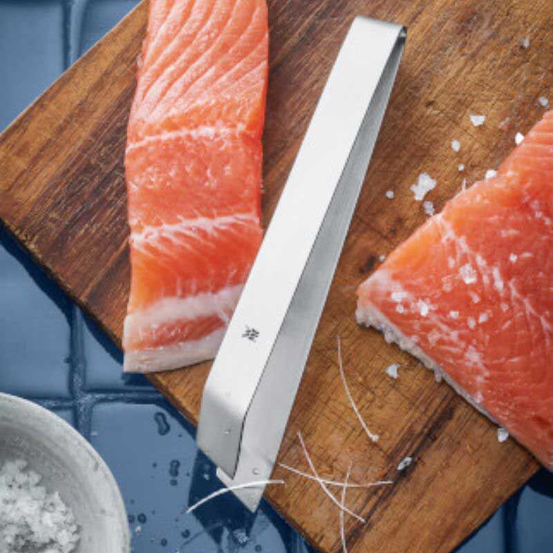 WMF Fish Bone Tongs image number 3