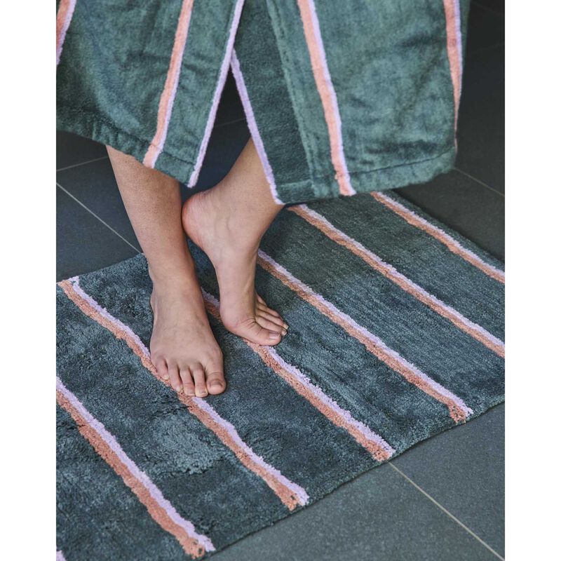 Kip&Co Wakame Crush Stripe Bamboo Bath Mat image number 2
