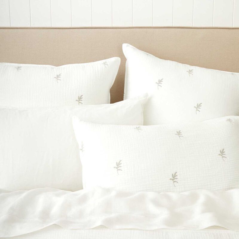 Wallace Cotton Elise Duvet Set image number 3