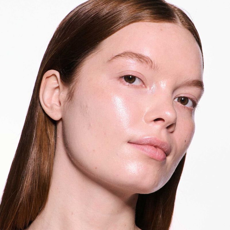 MAC Skinfinish Lightstruck Liquid Highlighter image number 34
