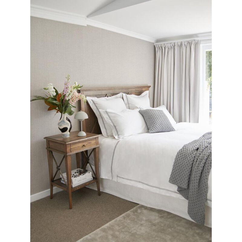 Wallace Cotton Monarch Sateen Duvet Set image number 2