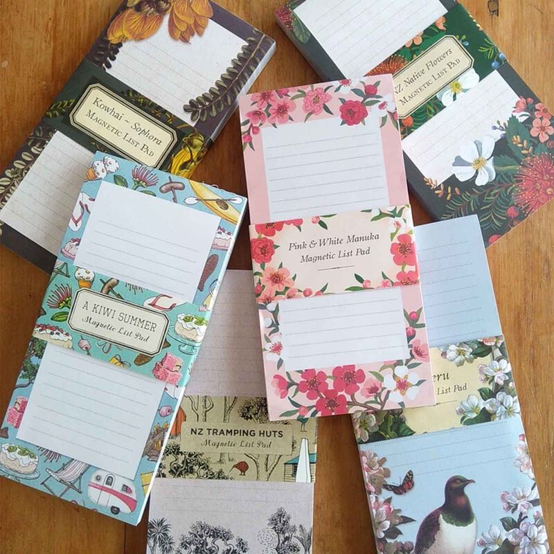 Tanya Wolfkamp Fantail / Piwakawaka Magnetic List Pad image number 1