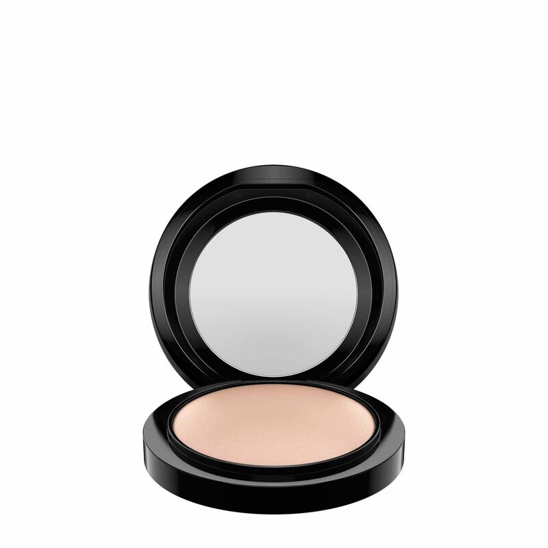 MAC Mineralize Skinfinish Natural image number 3
