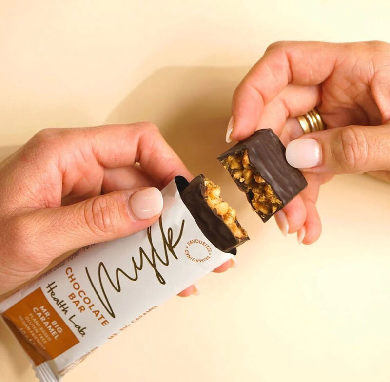 Natural Things Mr Big Caramel Peanut Mylk Chocolate Bars 4 x 40g image number 2
