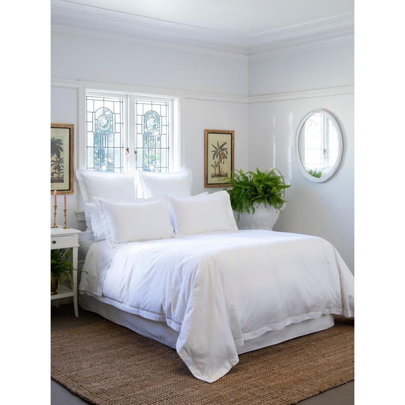 Wallace Cotton Monarch Sateen Duvet Set image number 2