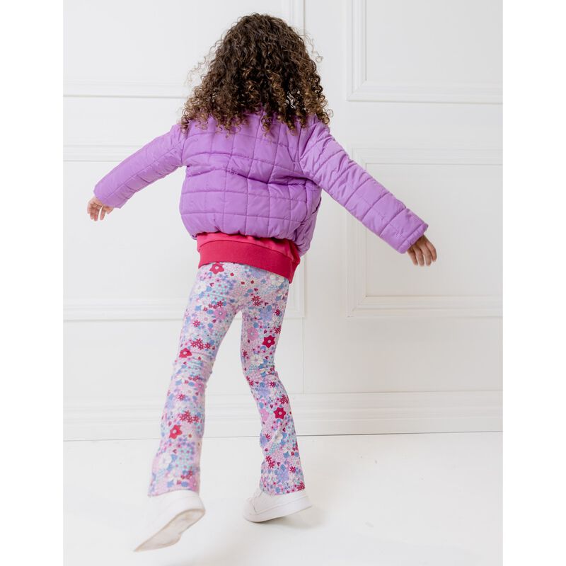 Milky Bloom Flared Legging image number 3