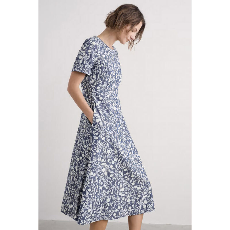 Seasalt Cornwall Fox Path Dress Shadow Blossom Indigo image number 3