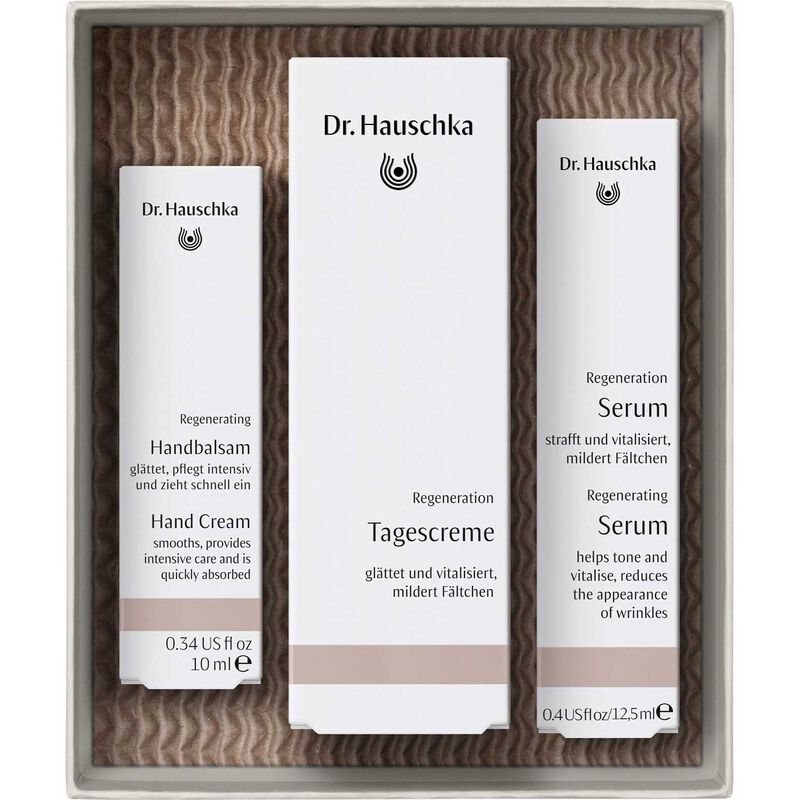 Dr Hauschka Warm Glow Gift Set image number 1