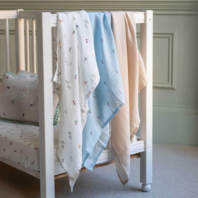 Avery Row Muslin Squares Set of 3 - Little Farm image number 1