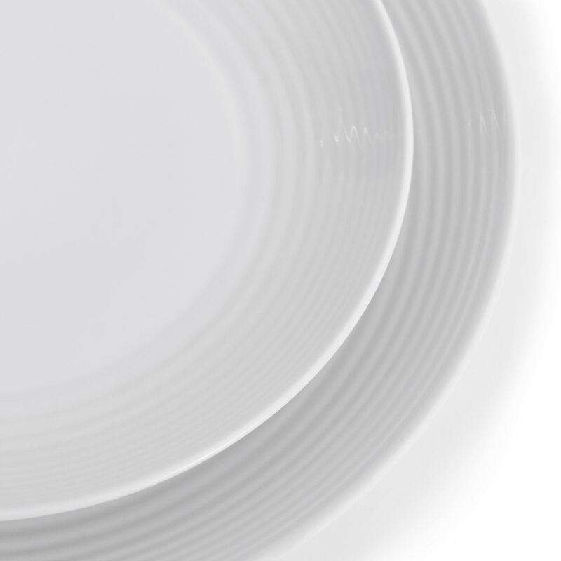 Royal Doulton Gordon Ramsay Maze Dinnerware Set White, 16 Piece Set image number 2