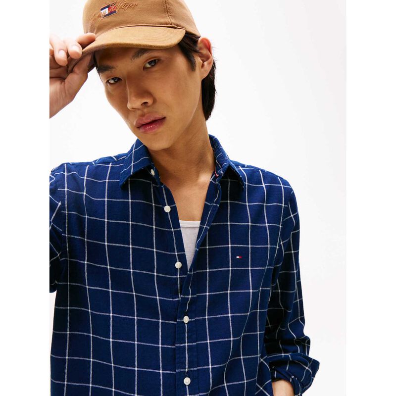 Tommy Hilfiger Regular Fit Textured Twill Shirt image number 2