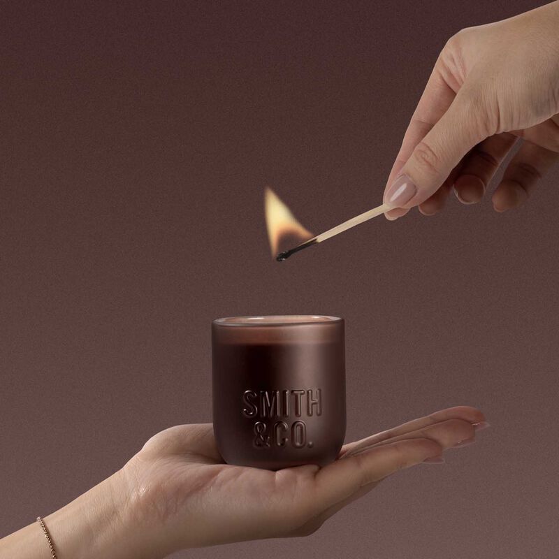 Smith & Co. Black Oud & Saffron Scented Candle 80g image number 1