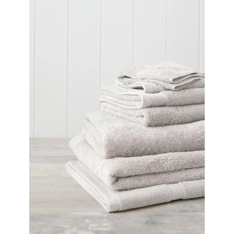 Wallace Cotton Oasis Towel Set image number 10