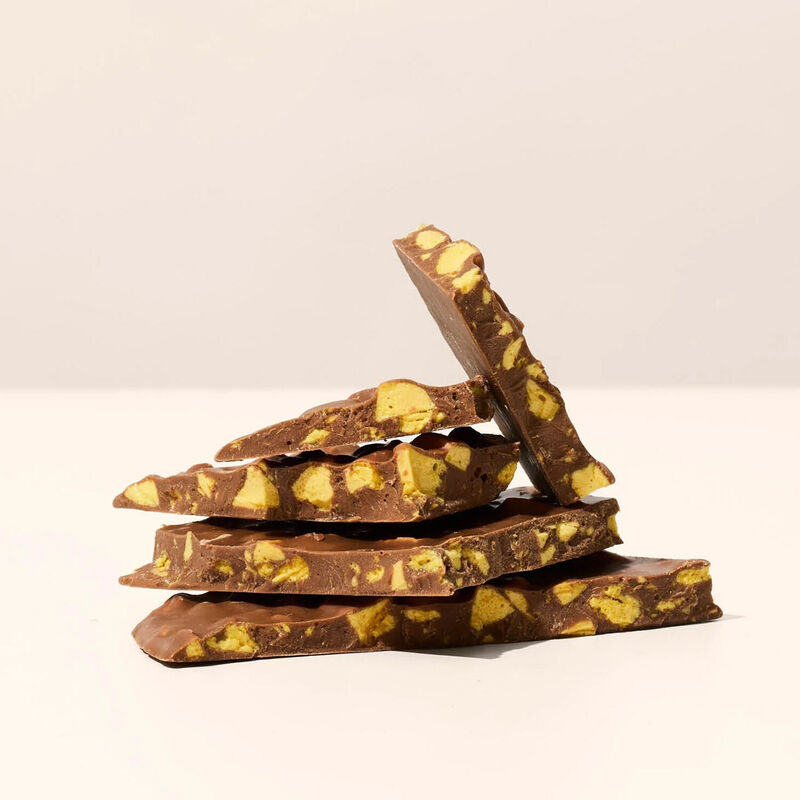 Bennetts of Mangawhai Honeycomb Slab - Milk Chocolate 140g image number 1