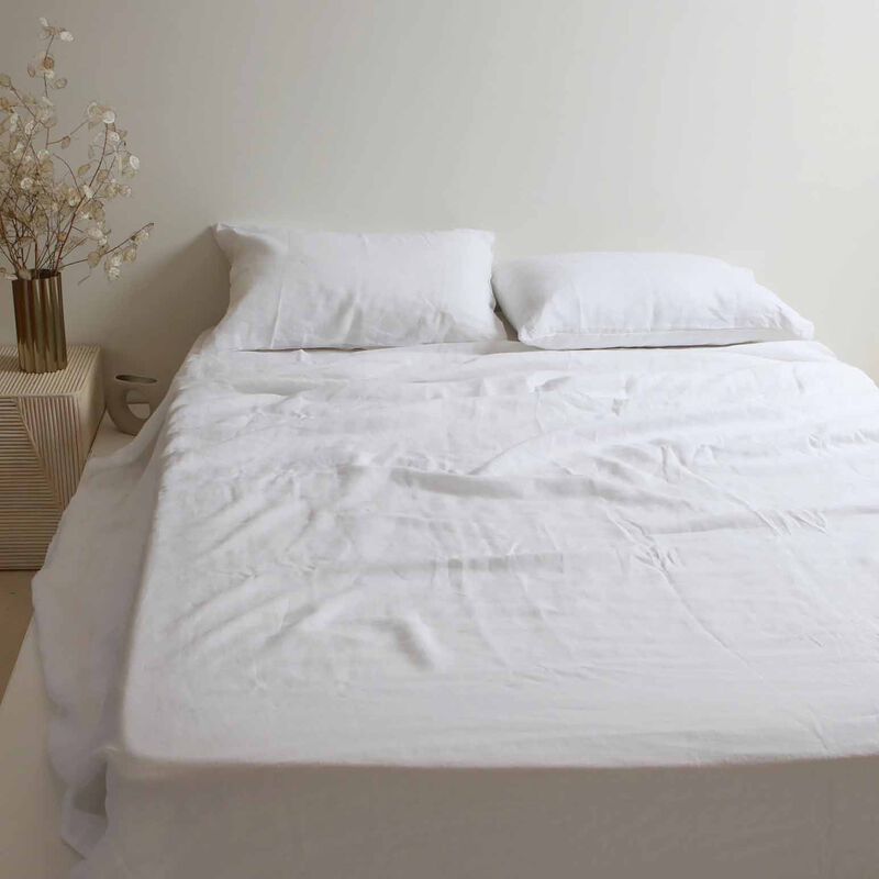 Home Lab 100% French Flax Linen Sheet Set image number 1