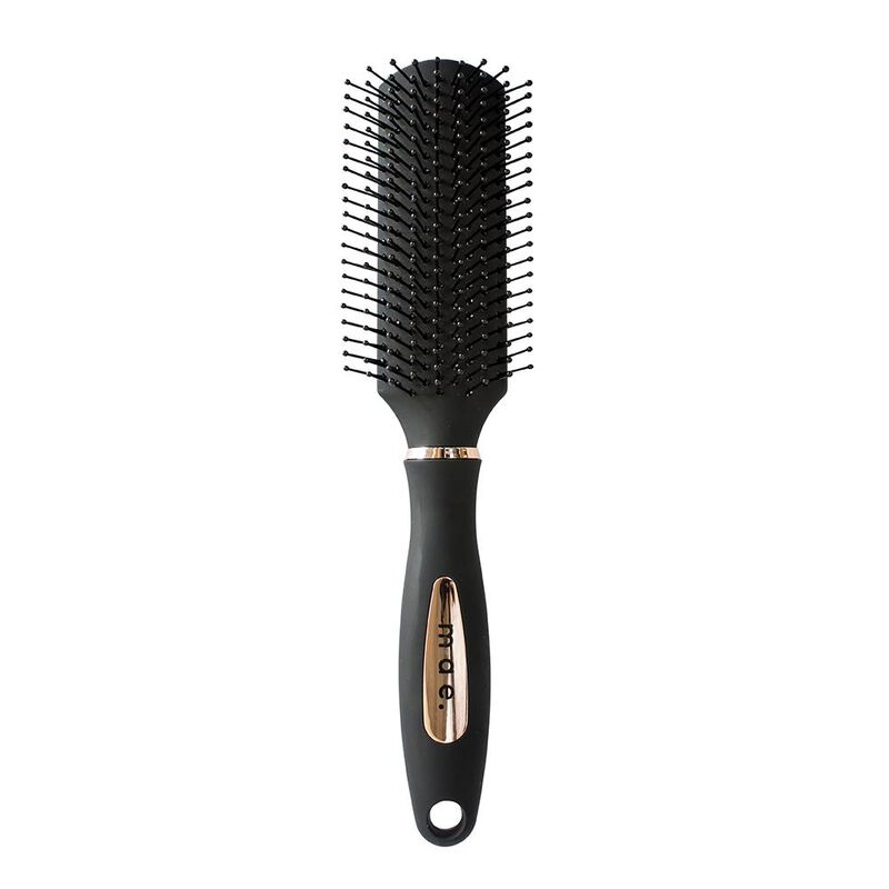 Mae Brush Ionised Grooming image number 0