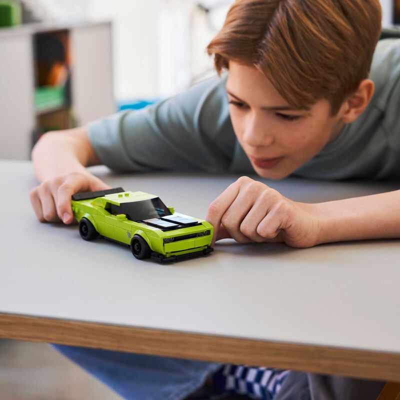 Lego Speed Champions Dodge Challenger Srt Hellcat Sports Car image number 1