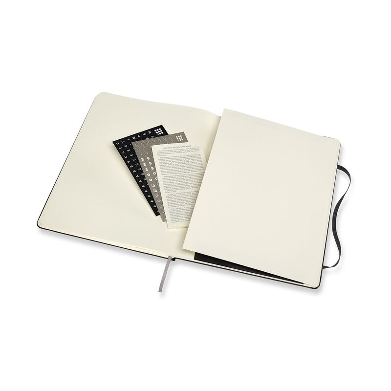 Moleskine Pro Notebook XL Hard Black image number 3